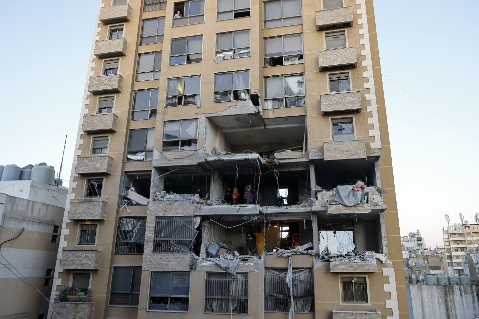 «Ondata» di attacchi israeliani contro Iran e Libano