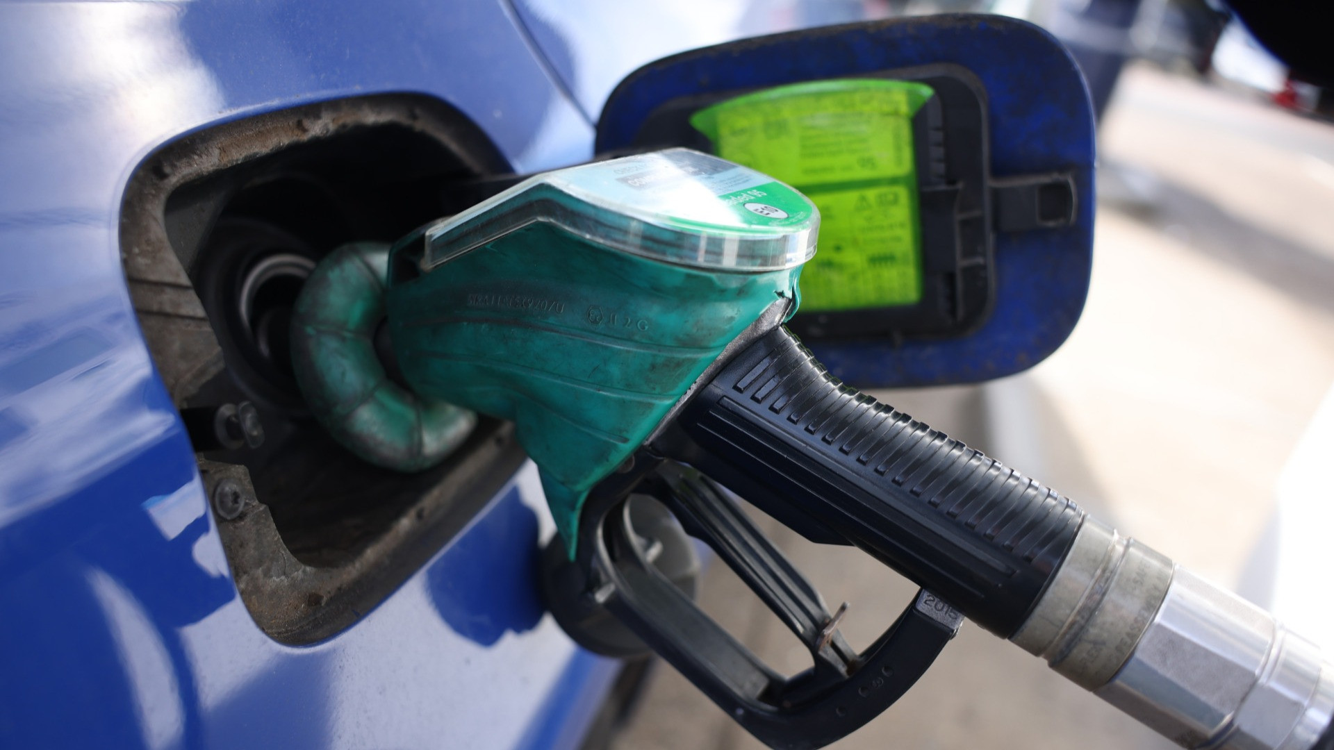 Il costo della guerra in Medio Oriente? «150 milioni di euro in più, al giorno, per gli automobilisti europei»