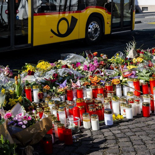 L'uomo che si è dato fuoco sul bus a Kerzers viveva da solo in un camper fatiscente