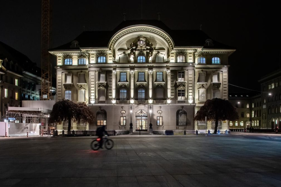 Petrolio alle stelle, le banche centrali fanno il punto