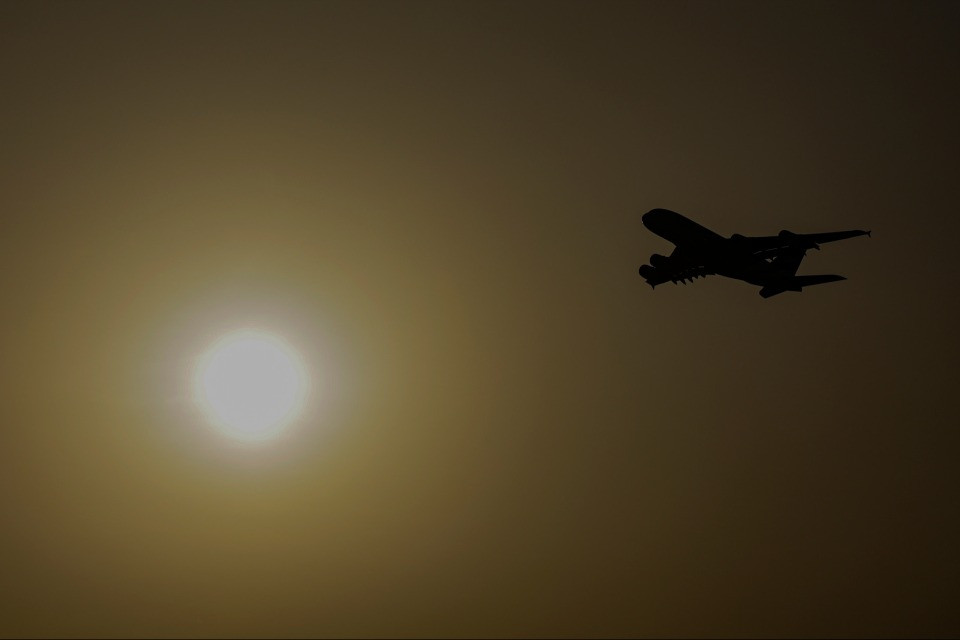 Disagi anche per due aerei provenienti dalla Svizzera dopo l'incendio all'aeroporto di Dubai