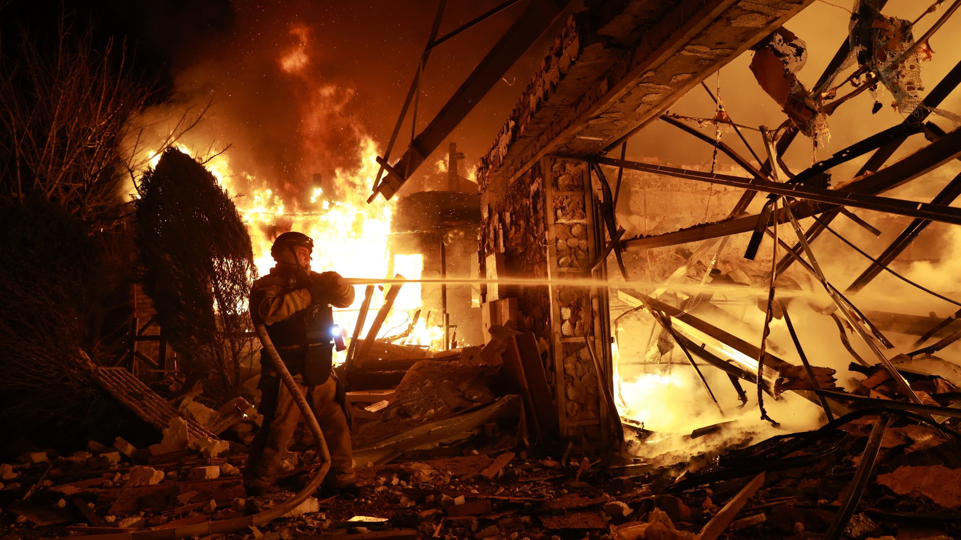 Mosca: «Abbattuti 206 droni ucraini nella notte»