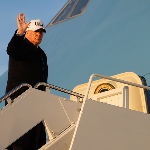 Trump dirotta su Cuba: «Avrò l’onore di conquistarla e farci quello che voglio»