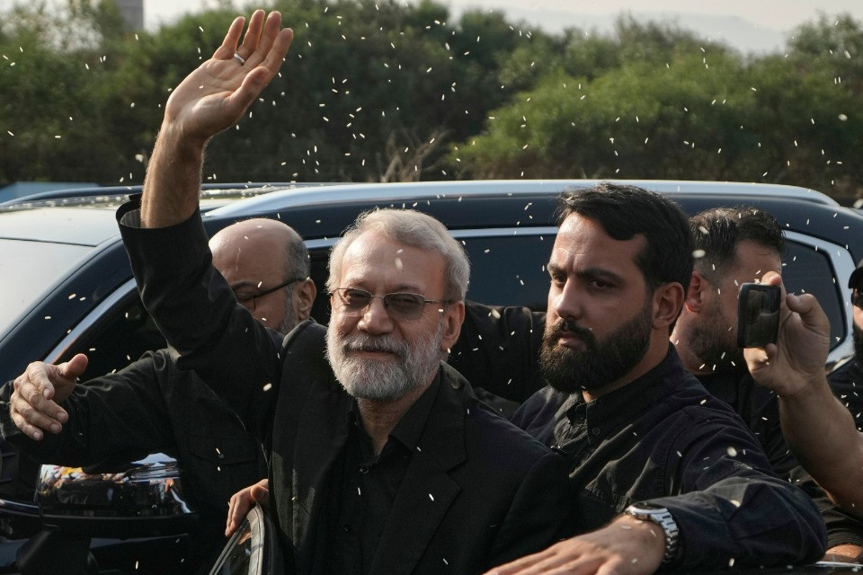 L'Iran conferma la morte di Larijani