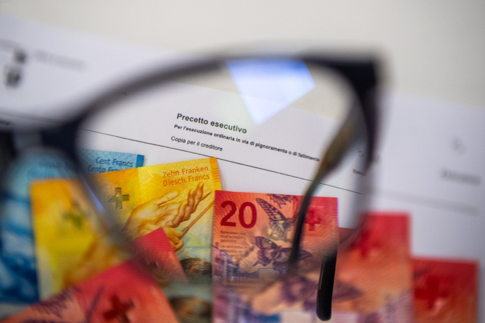 Sommersi (dai debiti) e salvati