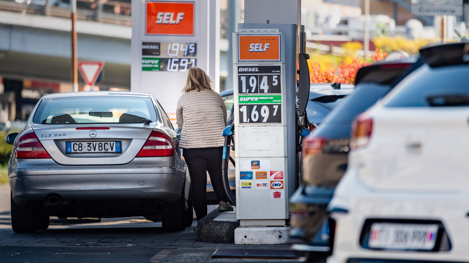 Distributori di benzina: «Berna ci deve aiutare»
