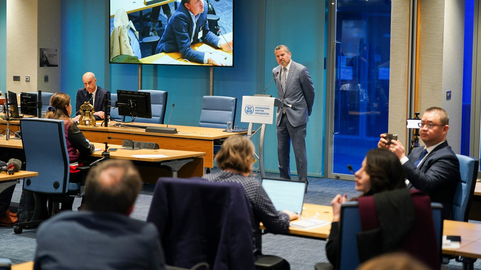 Il Governo britannico autorizza gli USA a usare le sue basi per proteggere Hormuz