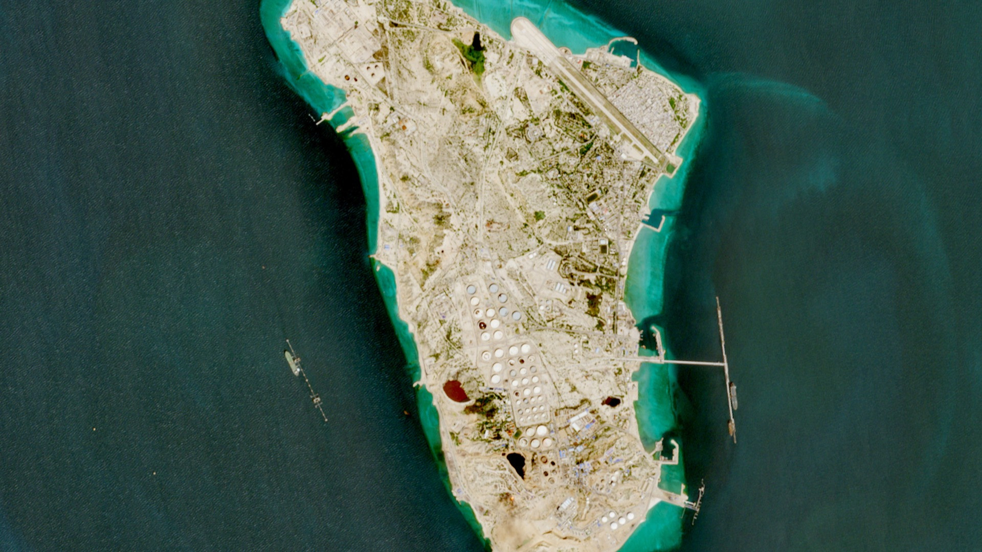 «L'Iran si prepara all'invasione, mine a Kharg»