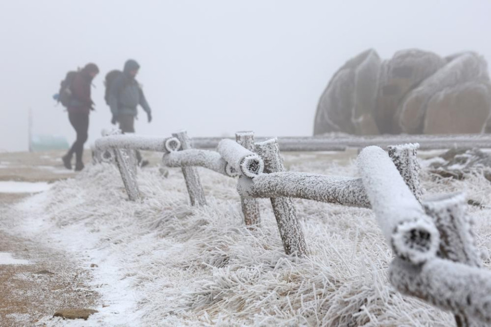 Disagi e blackout a causa della neve a nord delle Alpi