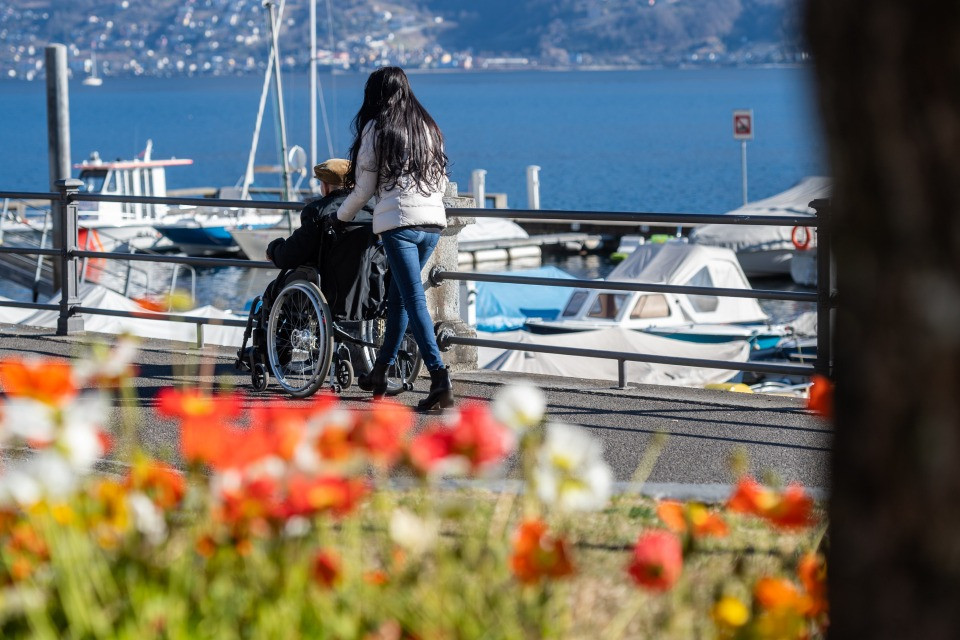 La dura vita delle badanti (che si ribellano)