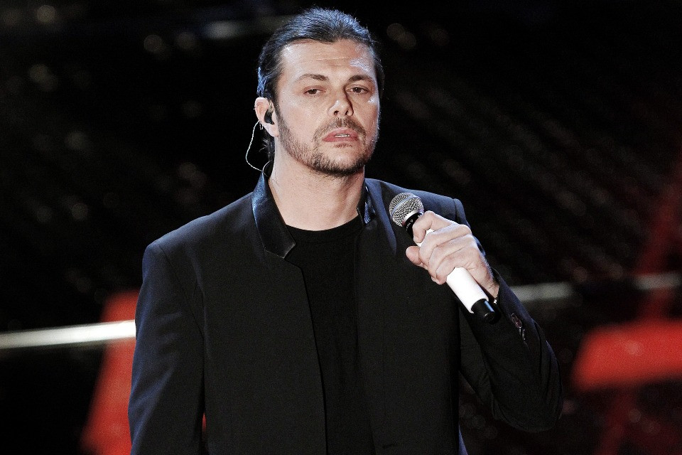 Gianluca Grignani annulla il tour per problemi di salute