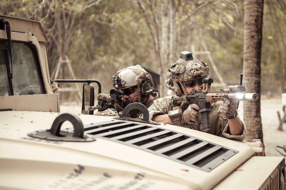 «Gli USA si preparano a operazioni di terra in Iran»