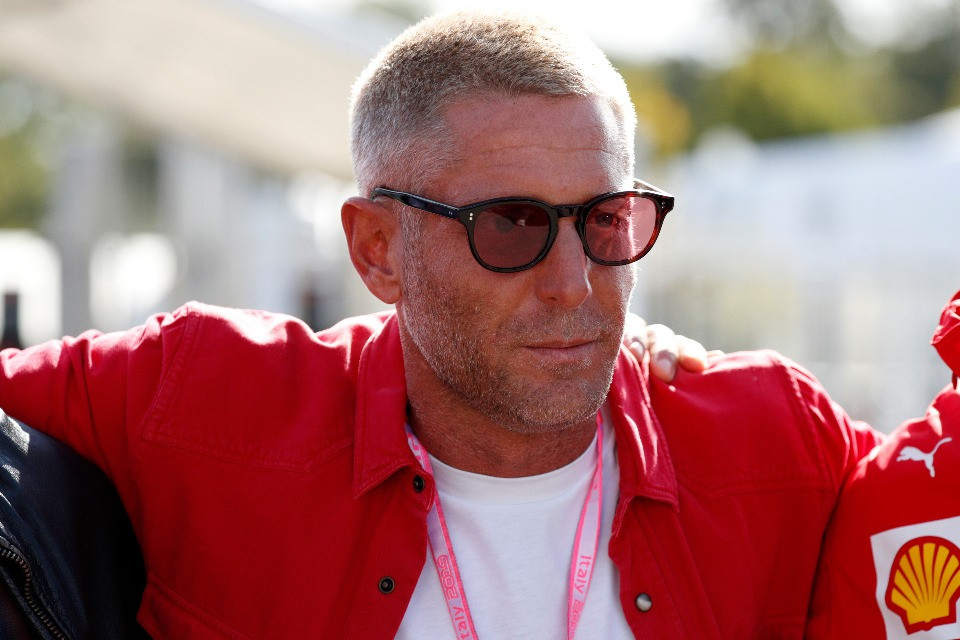 La svolta di Lapo Elkann: ora vive a Lucerna «per sicurezza»