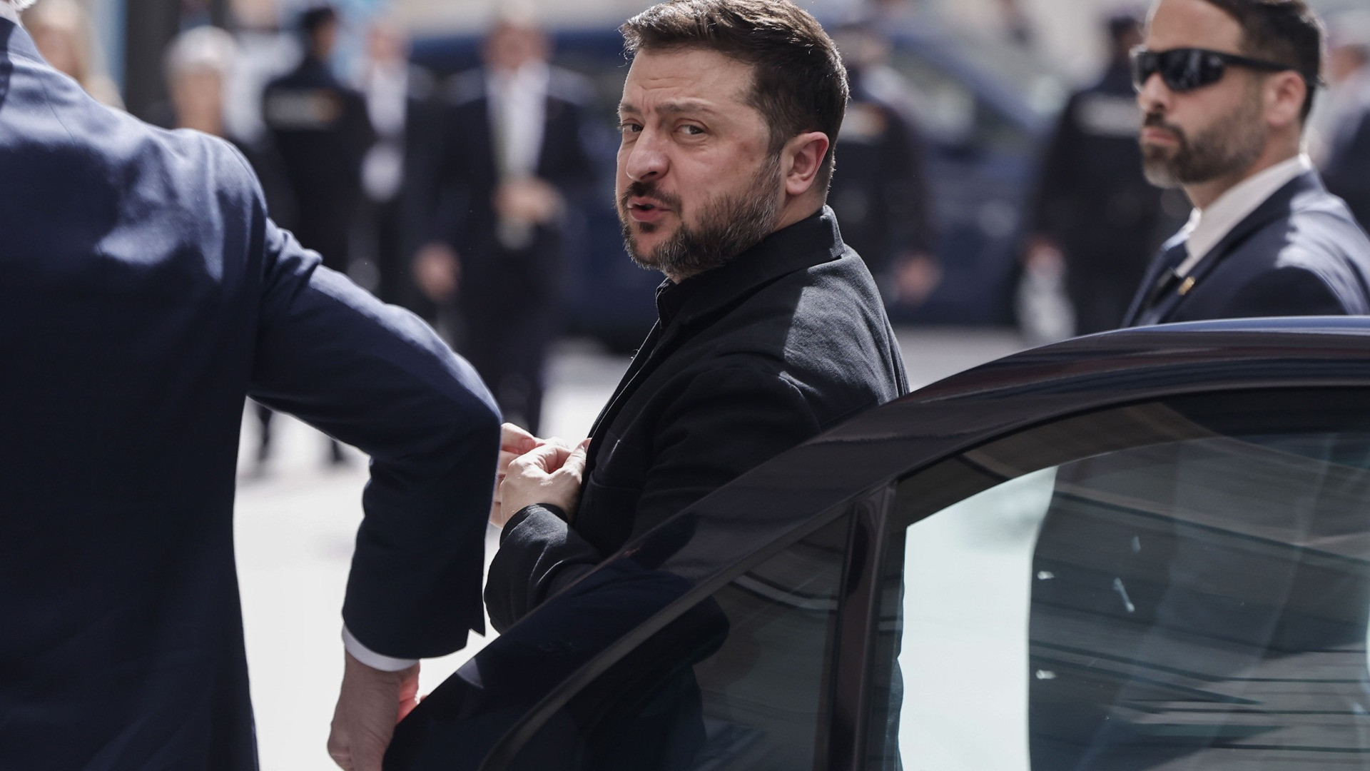 Zelensky: «Una lunga guerra in Iran sarebbe molto positiva per la Russia»