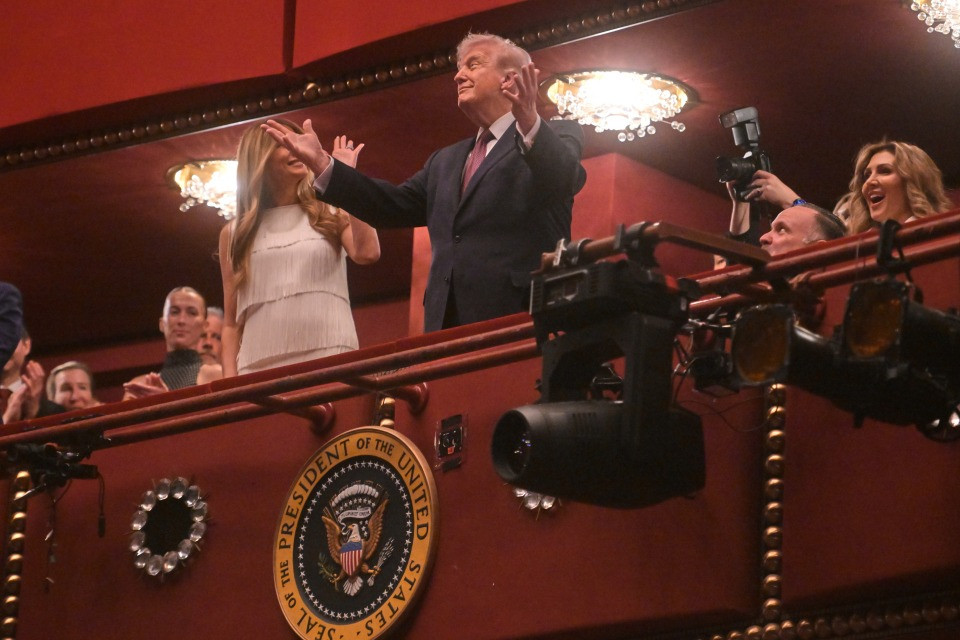 Trump: «La guerra in Iran finirà in 2-3 settimane», e annuncia un «discorso»