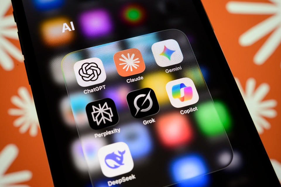 Tre svizzeri su quattro usano l'IA quotidianamente