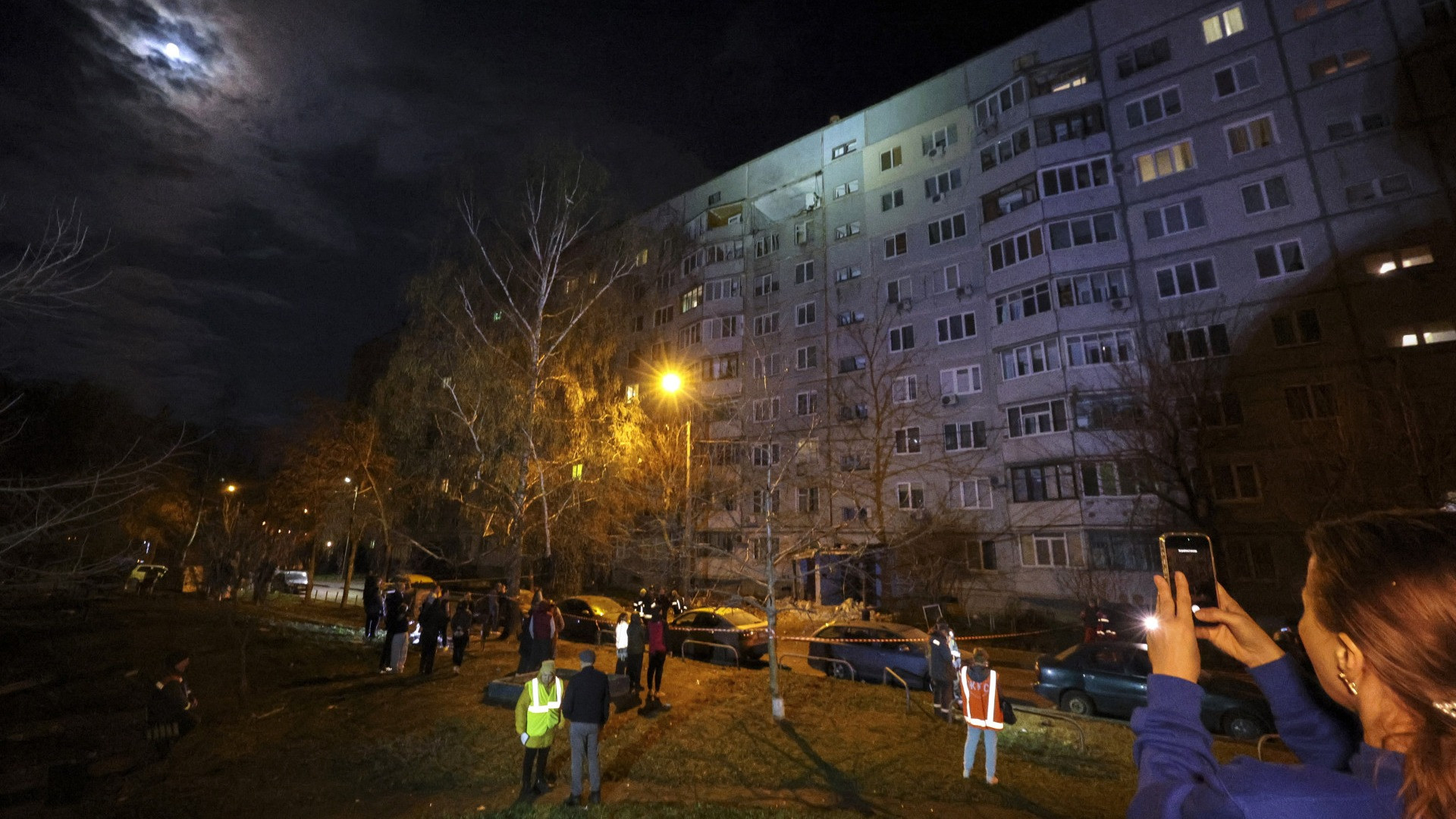 Massiccio attacco alle infrastrutture energetiche ucraine, diverse regioni senza corrente