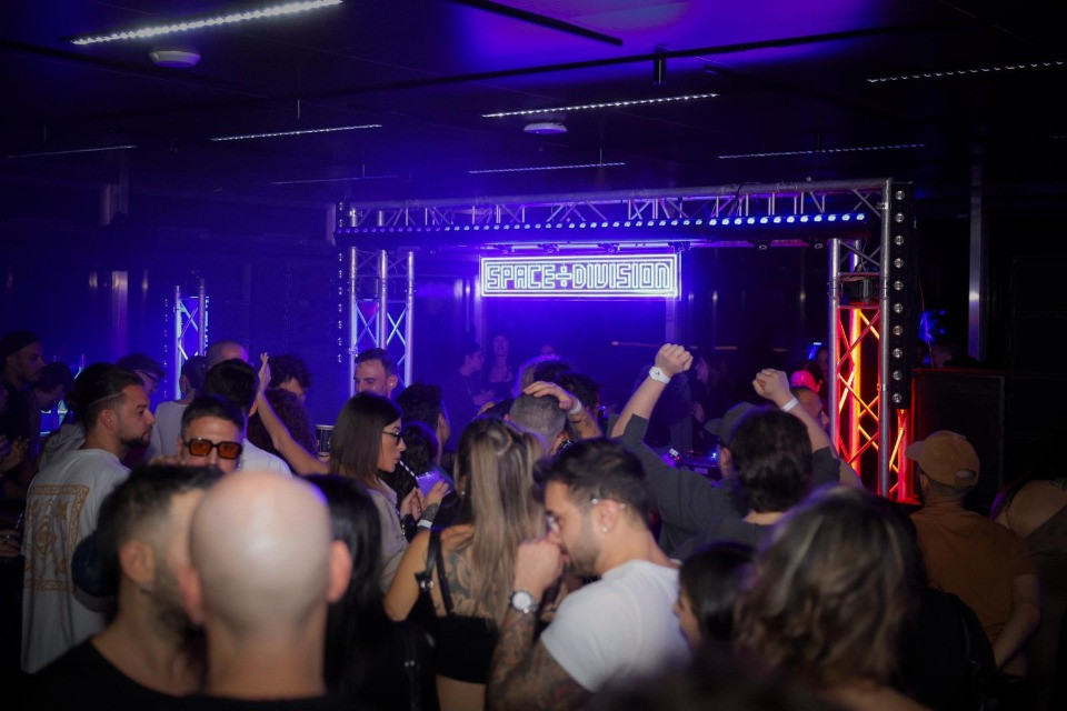 Spacedivision torna a far vibrare Lugano: una notte di musica elettronica al LAC