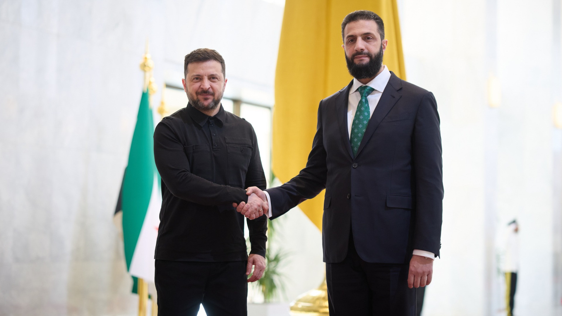 Zelensky in Siria incontra il presidente al-Sharaa