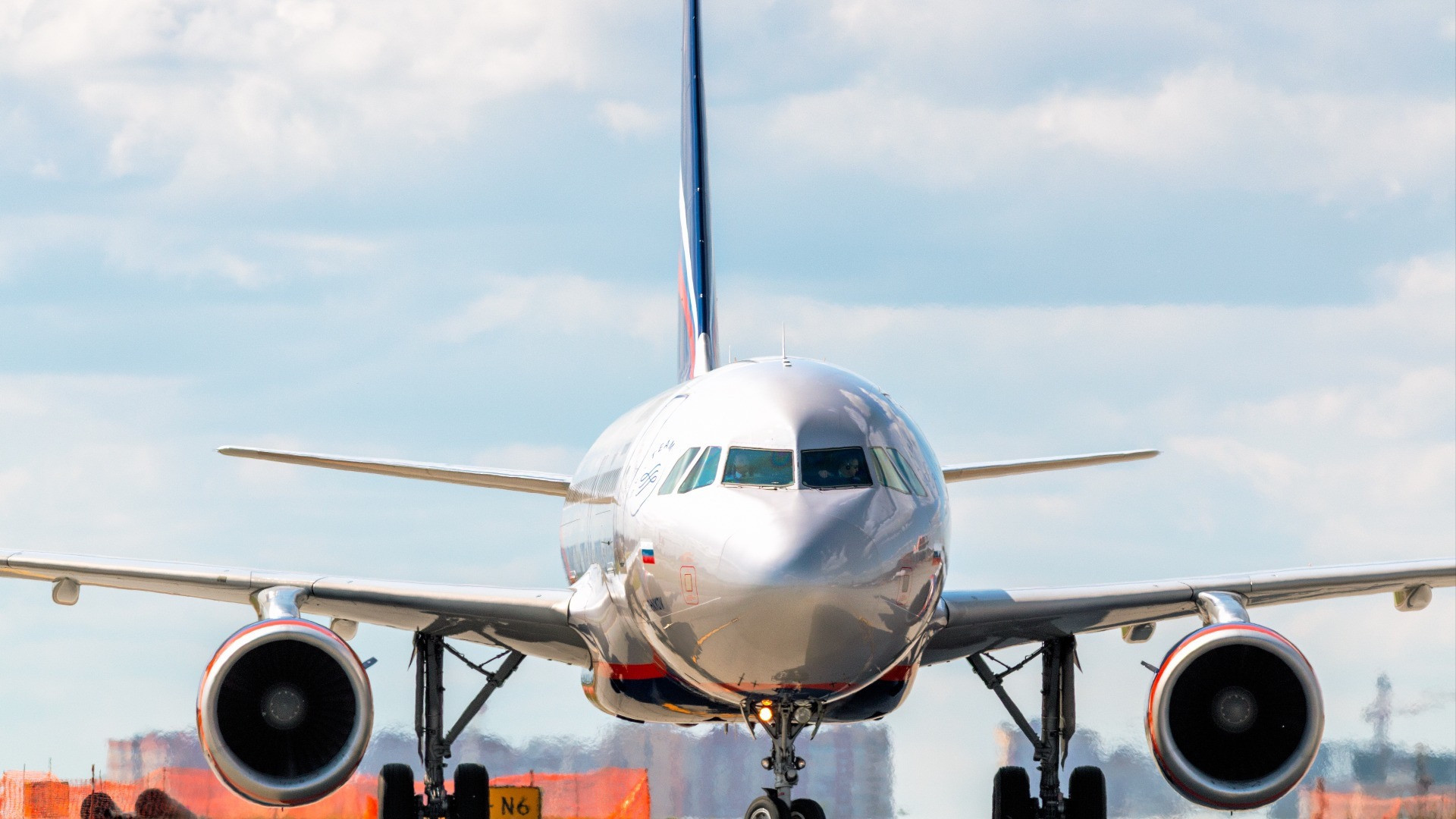 Aerei rubati dalla Russia: le assicurazioni possono appellarsi al maxi-risarcimento da 1 miliardo di dollari