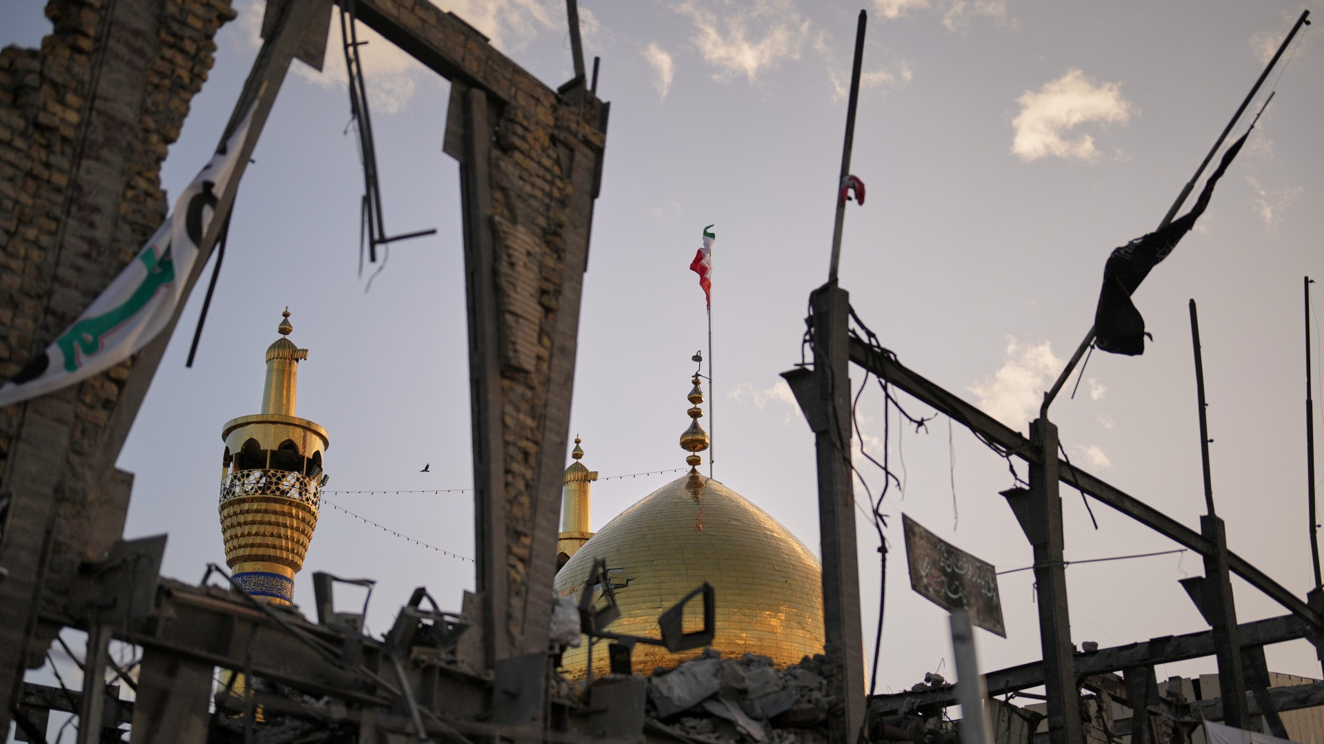 L'Iran avverte: «Abbiamo una grande sorpresa in serbo per Usa e Israele»