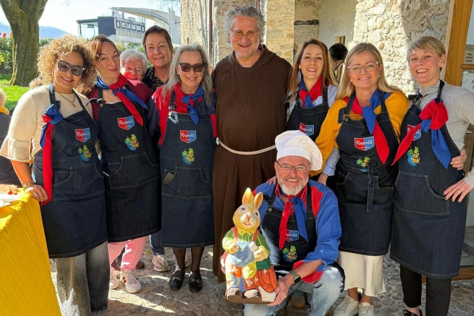 Pasqua solidale, serviti 150 pasti