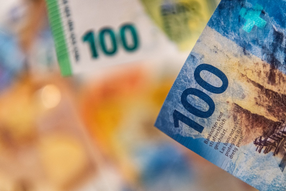 Sei banche svizzere «giocano» con il franco svizzero digitale