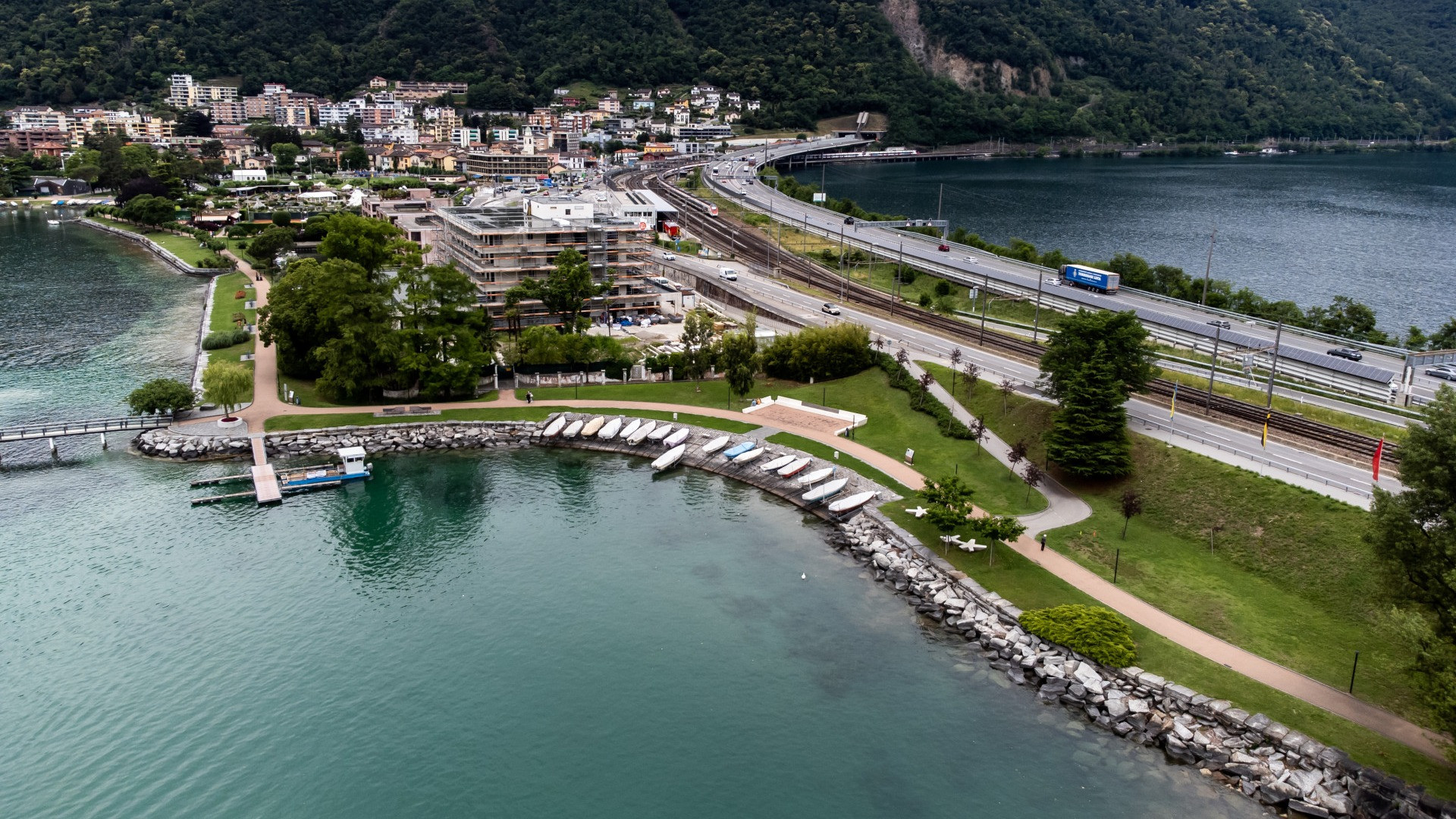 Si allungano ancora i tempi per il porto galleggiante