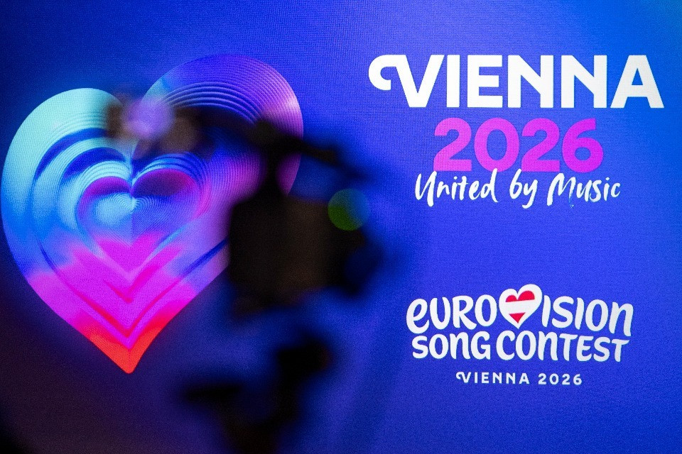 Crans-Montana, ripercussioni anche sull'Eurovision: ammesse solo bandiere difficilmente infiammabili