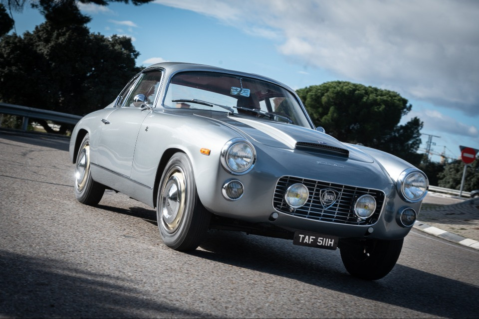 Sotto il tappetino delle auto d'epoca sospette ingenti malversazioni