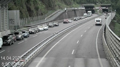 Incidente sull'A2, «lunghi ritardi» in direzione nord