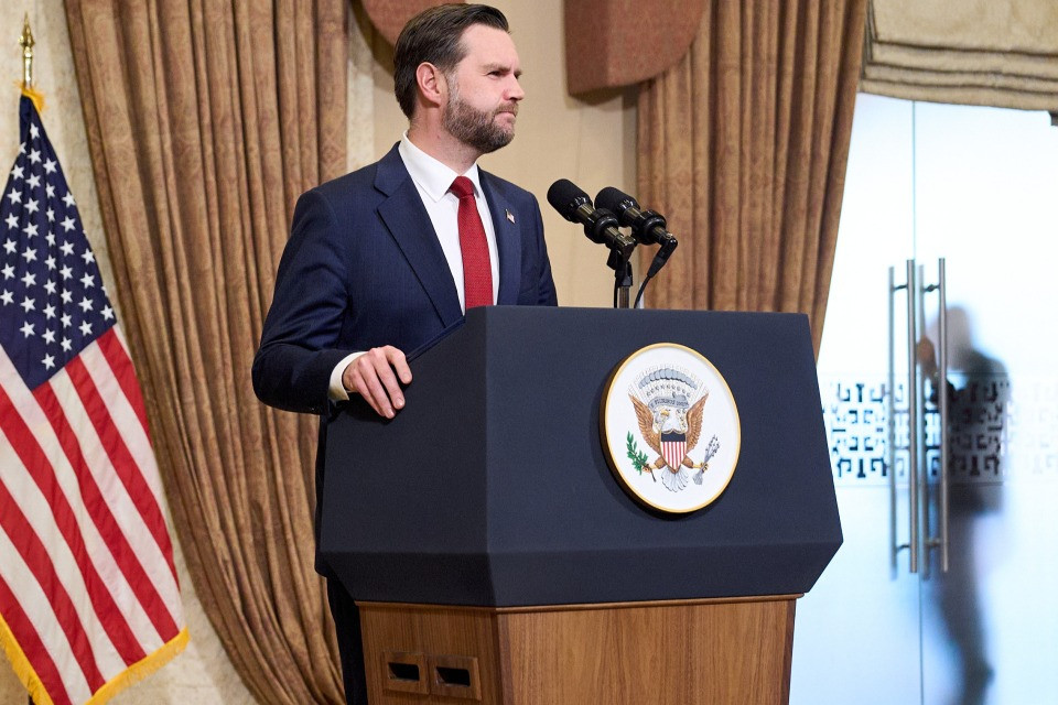 USA-Iran, segnali di una nuova trattativa mentre Trump parla di guerra «quasi finita»