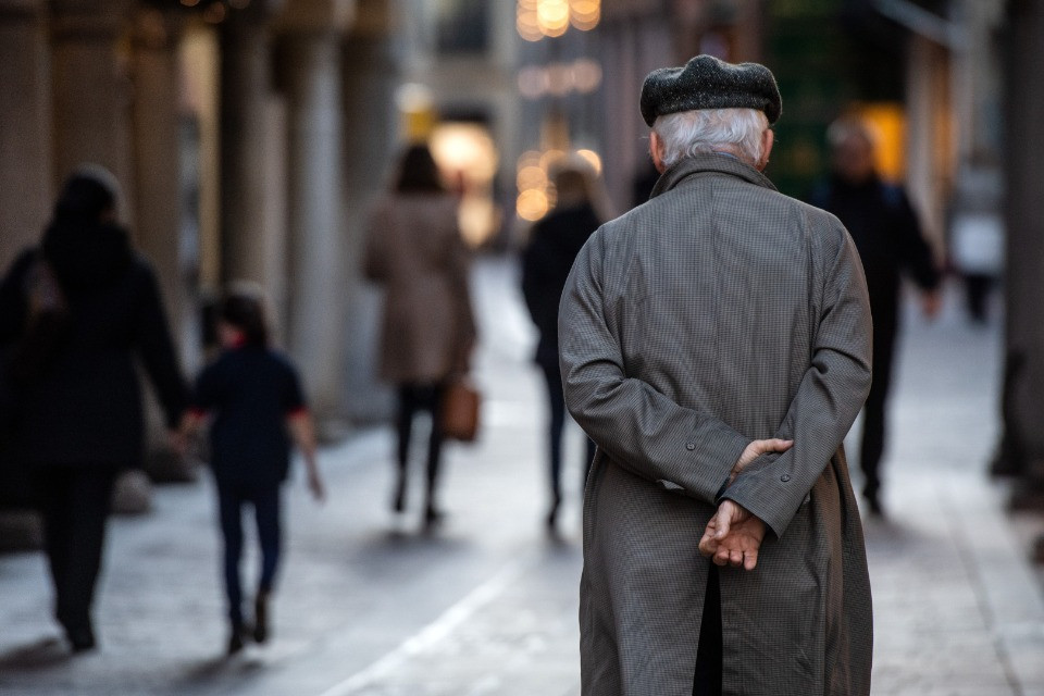 Un anziano su quattro non ha una rete sociale