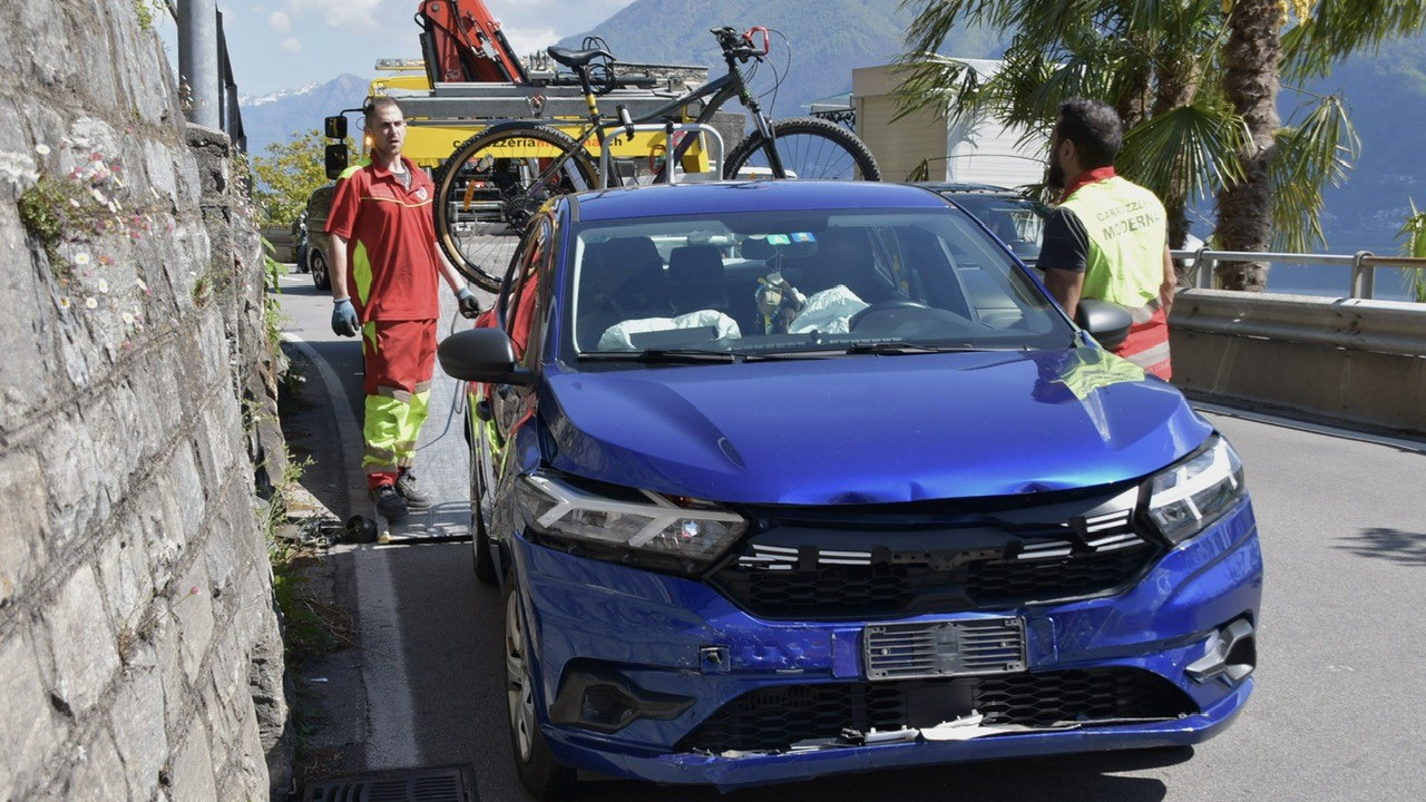 Scontro frontale tra due auto ad Ascona