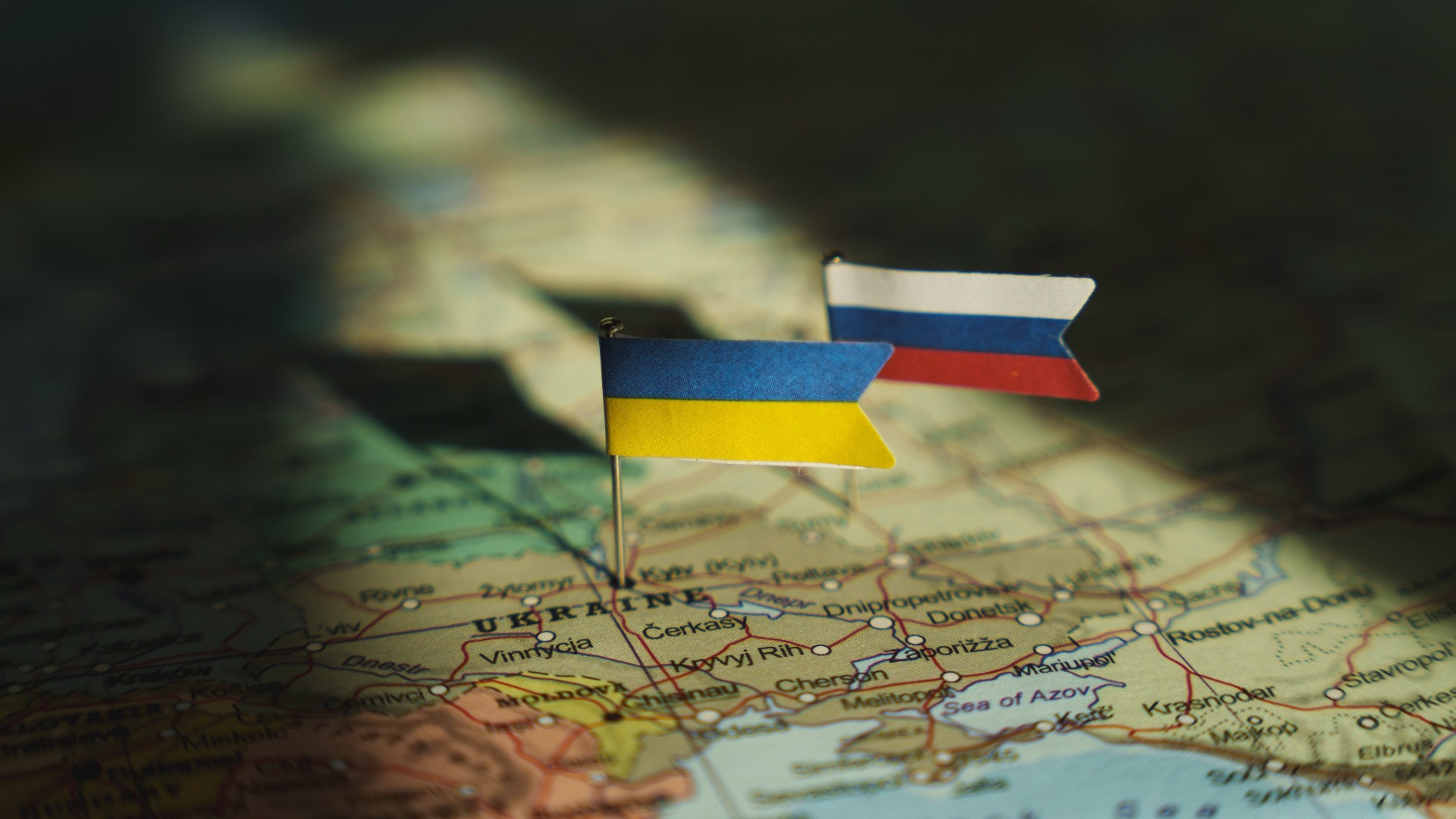 Raid ucraini su infrastrutture di greggio russe