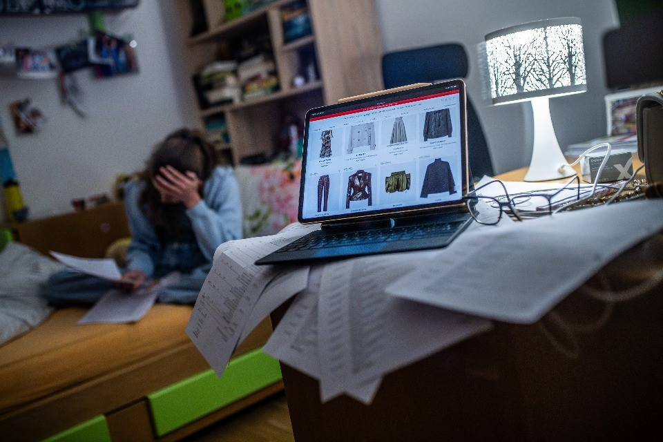 Così giovani, così indebitati