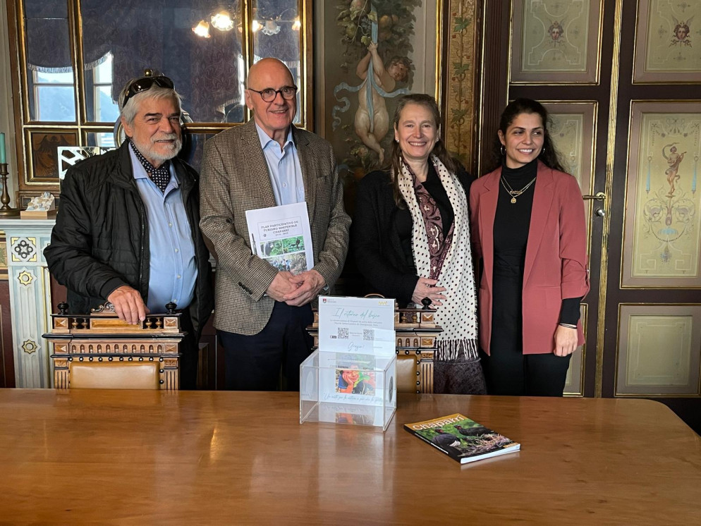 da sinistra: Heinz Plenge, Juerg Schwerzmann, Adine Gavazzi e&nbsp; Zeinab Helbawi