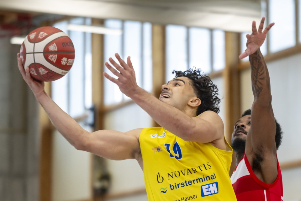 Zaïd Weibel sembra Curry e la SAM vede le stelle