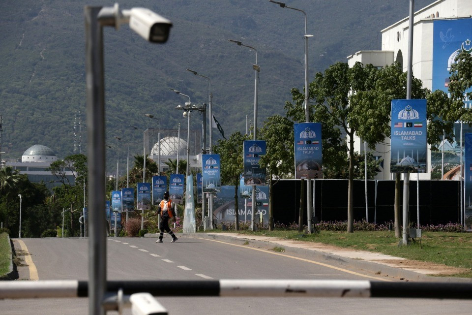 La Casa Bianca annuncia la trattativa, il gelo di Teheran: «Nulla di vero»