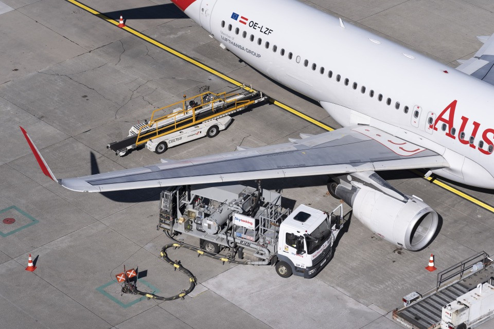 Scorte al limite e prezzi raddoppiati: gli aeroporti svizzeri reggeranno l'onda d'urto?