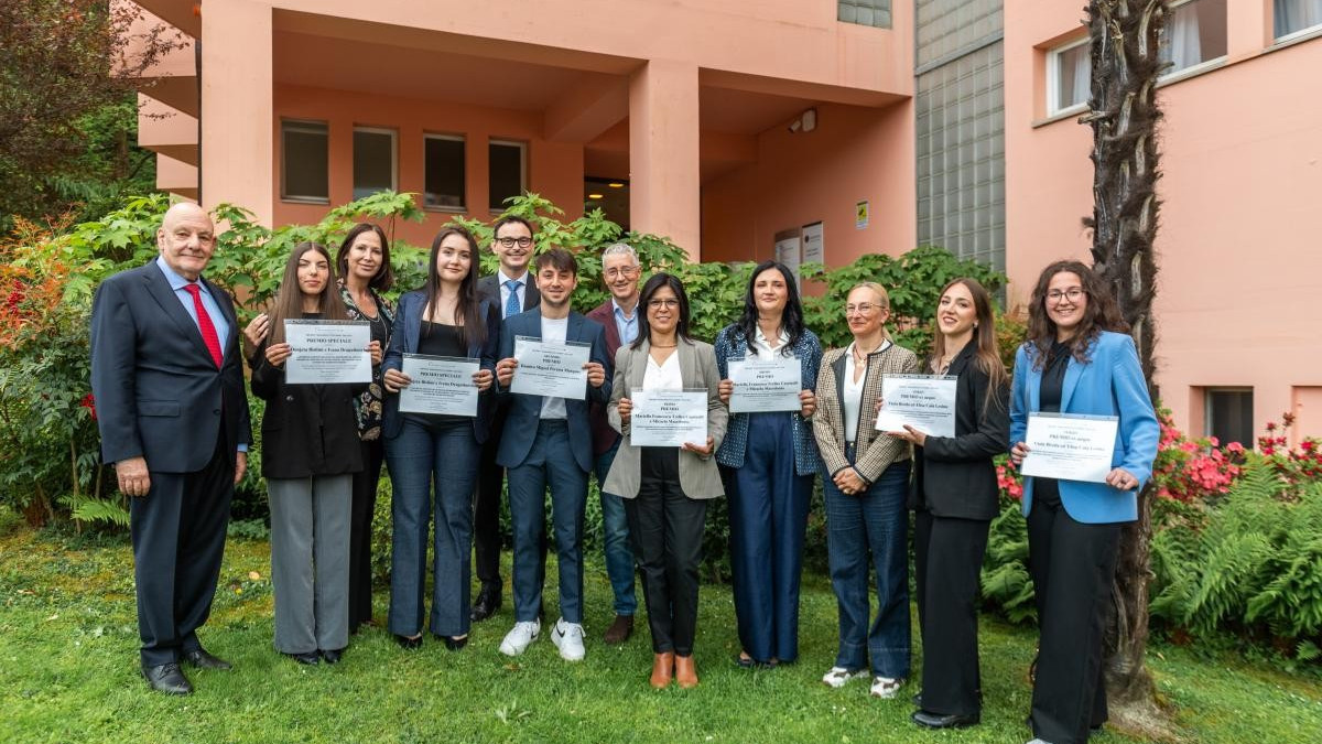 Candidati infermieri premiati a Sorengo