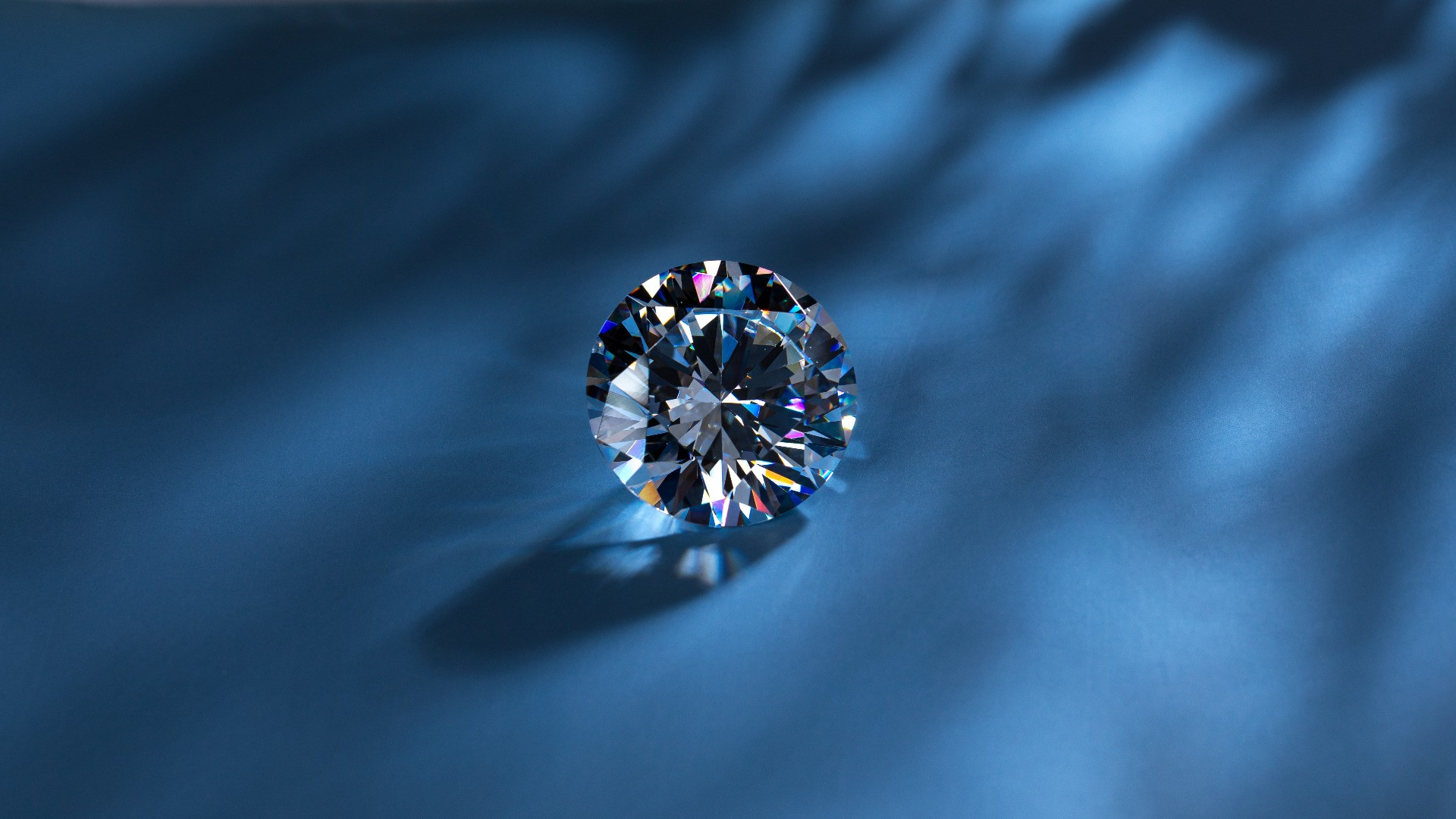 Un diamante è per sempre: ma oggi torna anche a essere un investimento