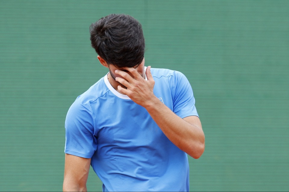 L'infortunio al polso ferma Alcaraz per Roma e Parigi