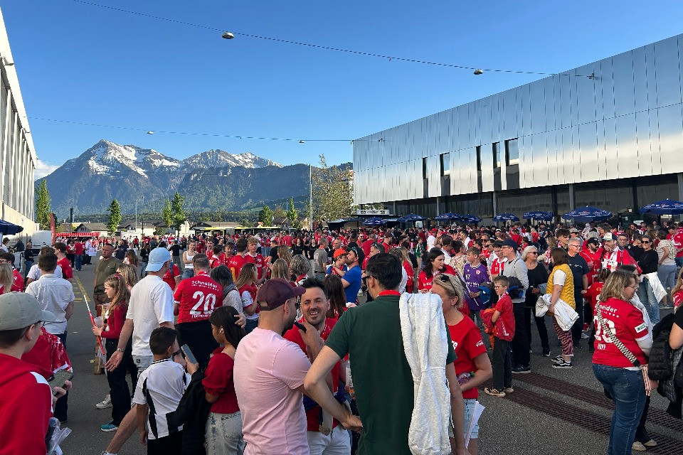 Bratwurst, birra e Latour: sì, a Thun si è pronti per la gloria