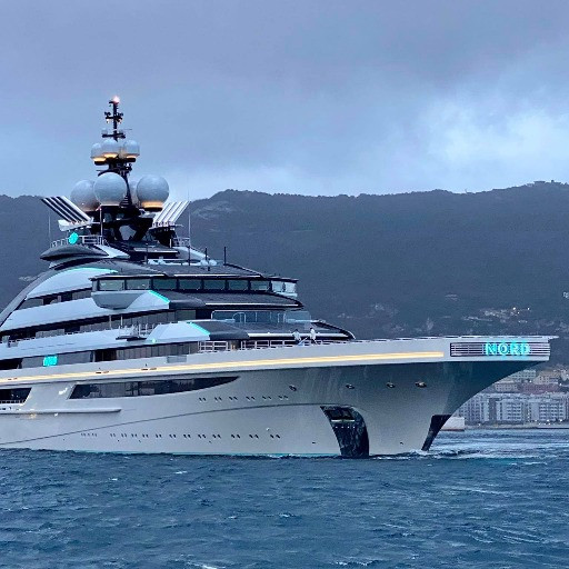 Quel «superyacht» russo che ha attraversato Hormuz