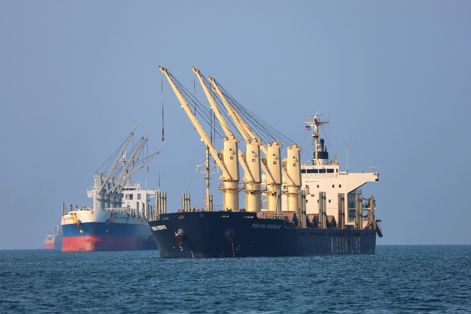 La prima nave con Gnl passa da Hormuz dall'inizio della guerra