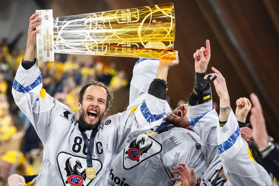 Il Friburgo è campione, la maledizione è spezzata