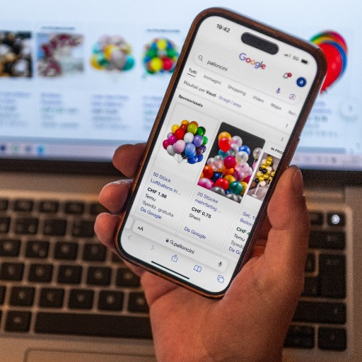 Consumatori svizzeri sotto assedio: il boom dei negozi di dropshipping
