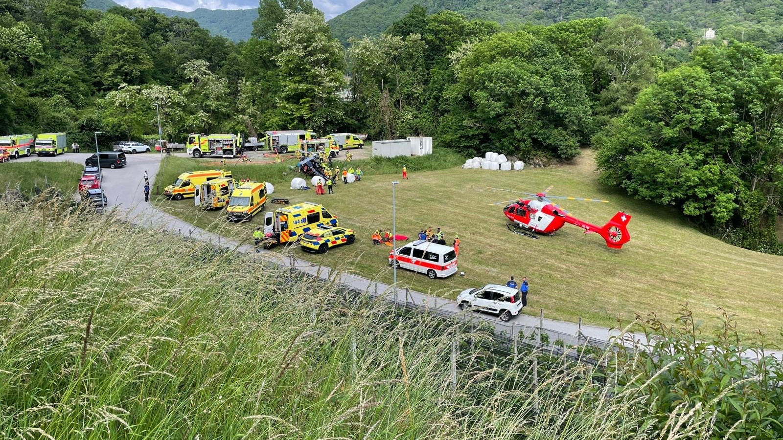 Elicottero coinvolto in un incidente a Mezzovico: ci sono dei feriti