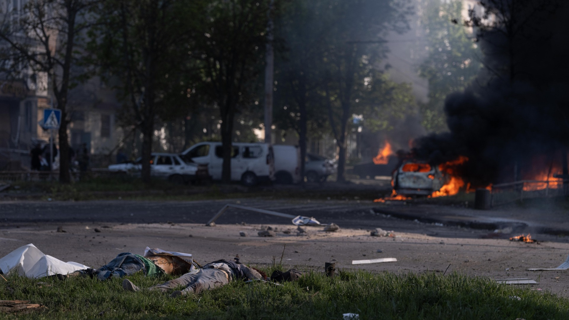 Mosca: «13 feriti in un raid ucraino sulla città russa di Bryansk»